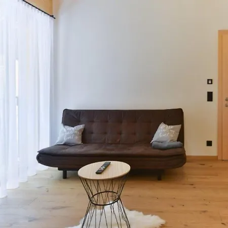 Haus Margrith Дамульс